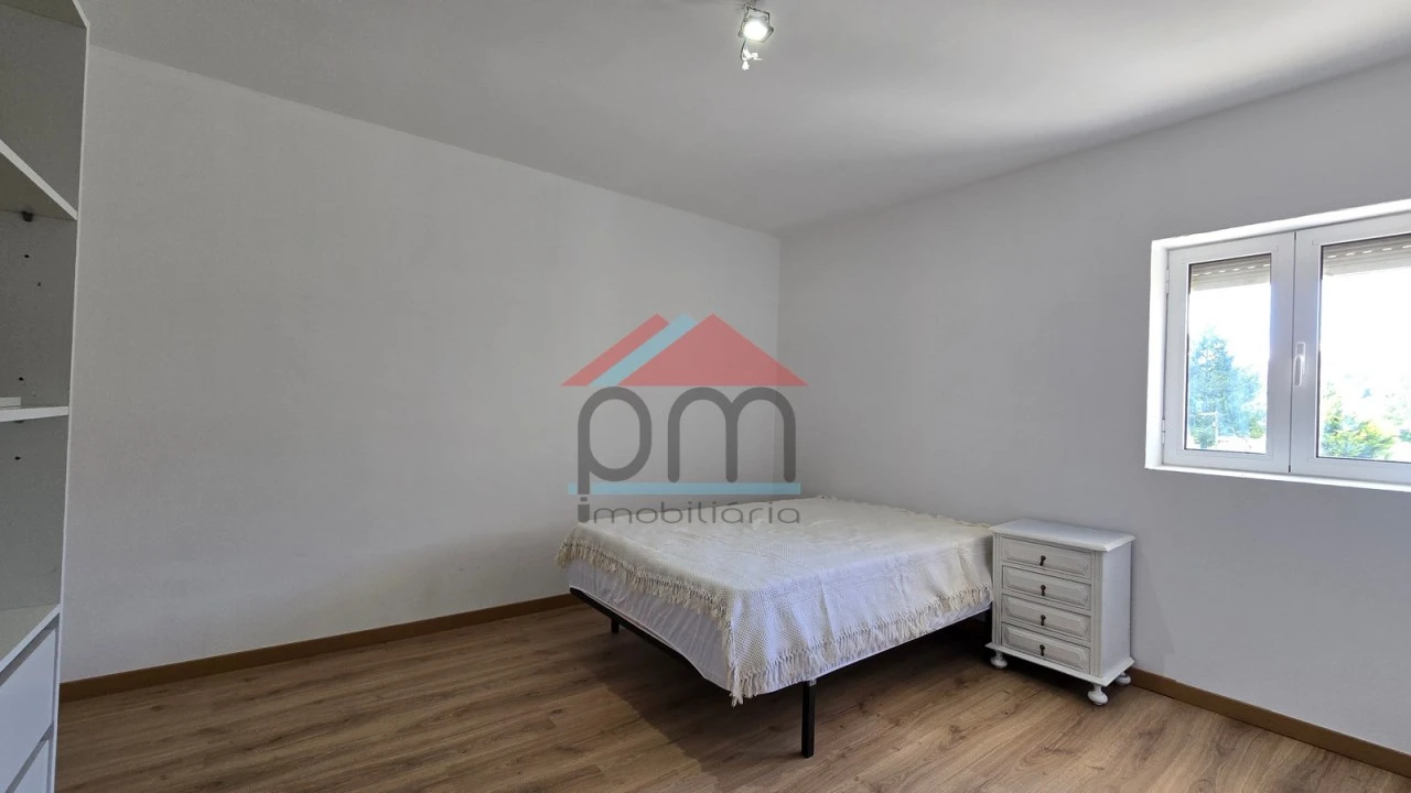 Moradia T5 para Venda em Covas Foto 12