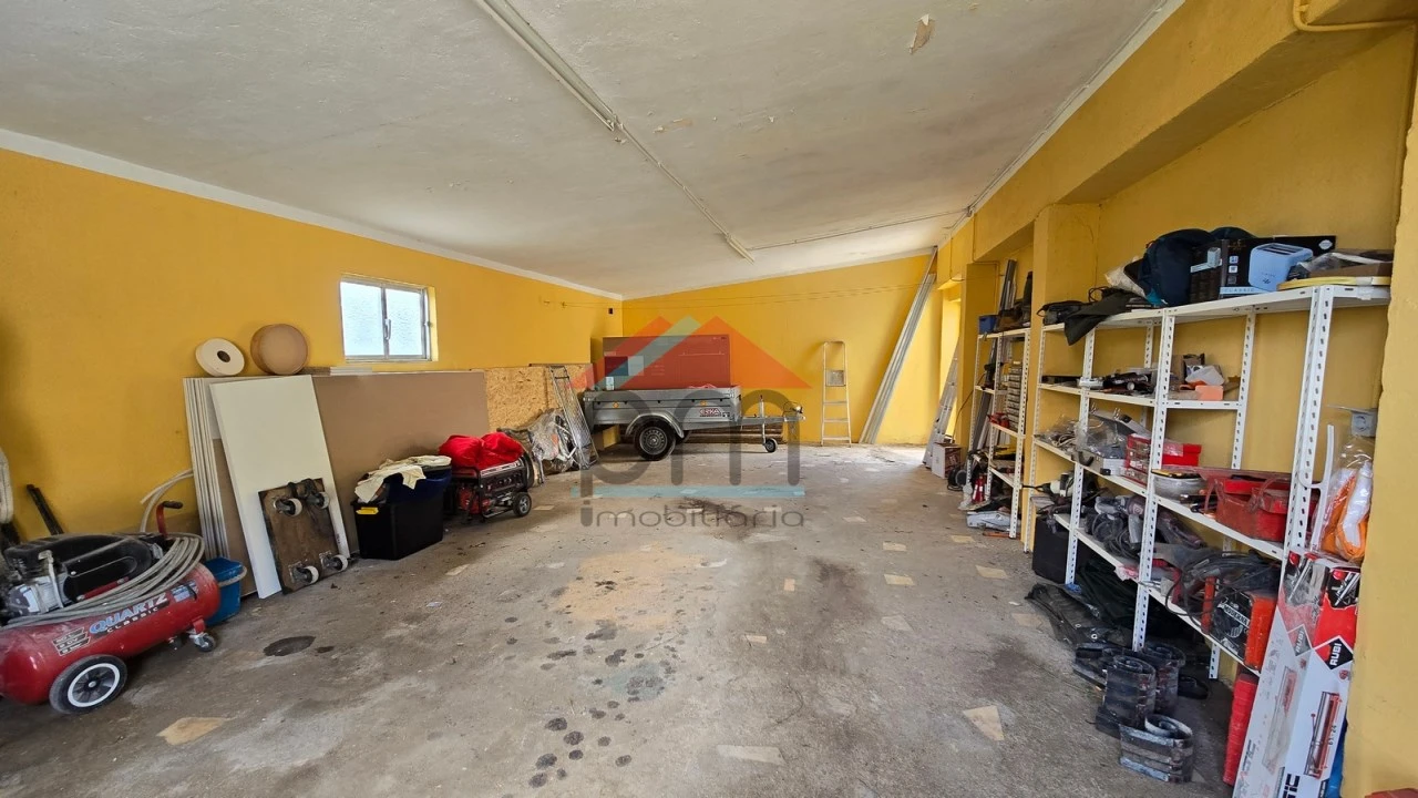 Moradia T5 para Venda em Covas Foto 14