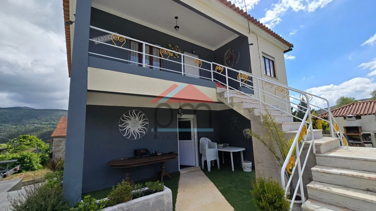 Moradia T5 para Venda em Covas Foto 17