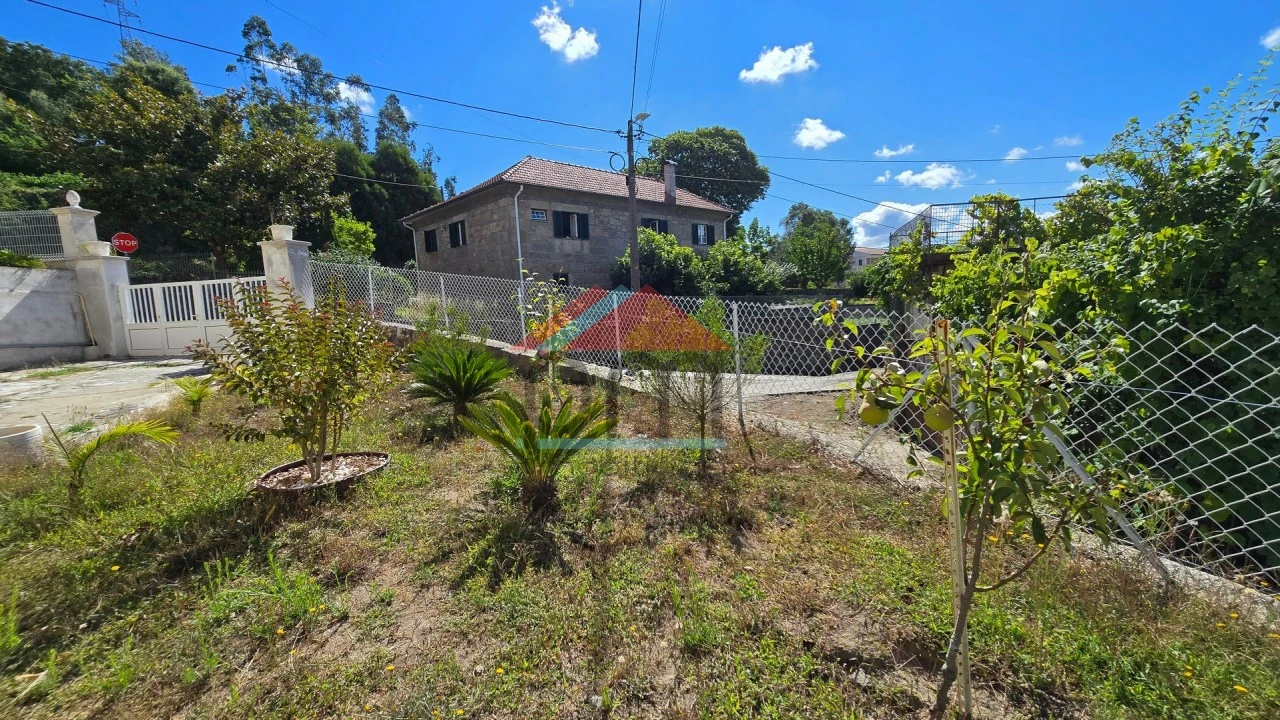 Moradia T5 para Venda em Covas Foto 24