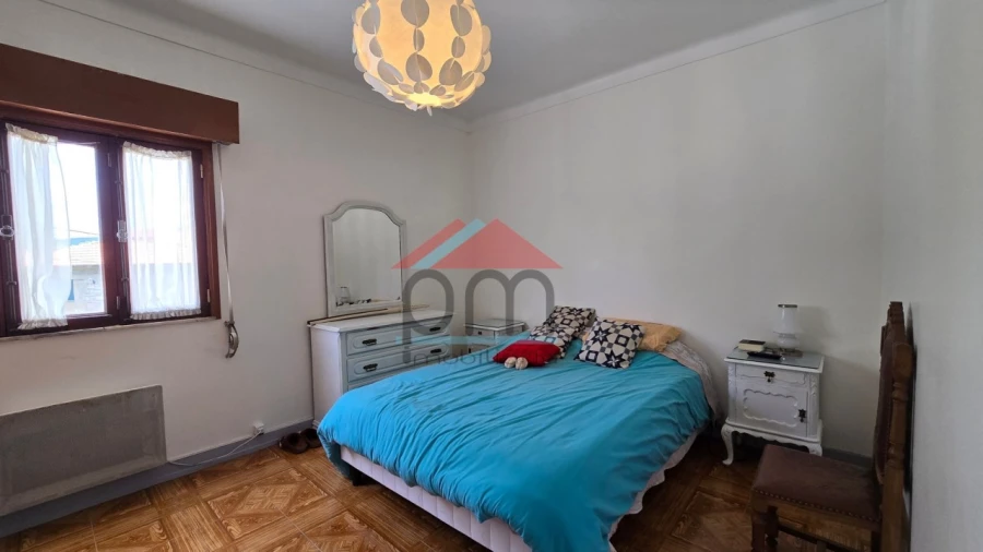 Moradia T5 para Venda em Covas Foto 5