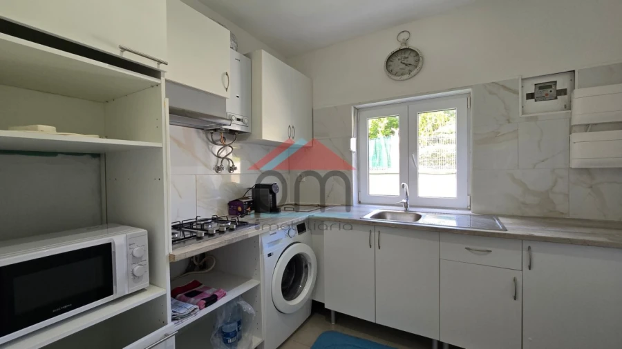 Moradia T5 para Venda em Covas Foto 9