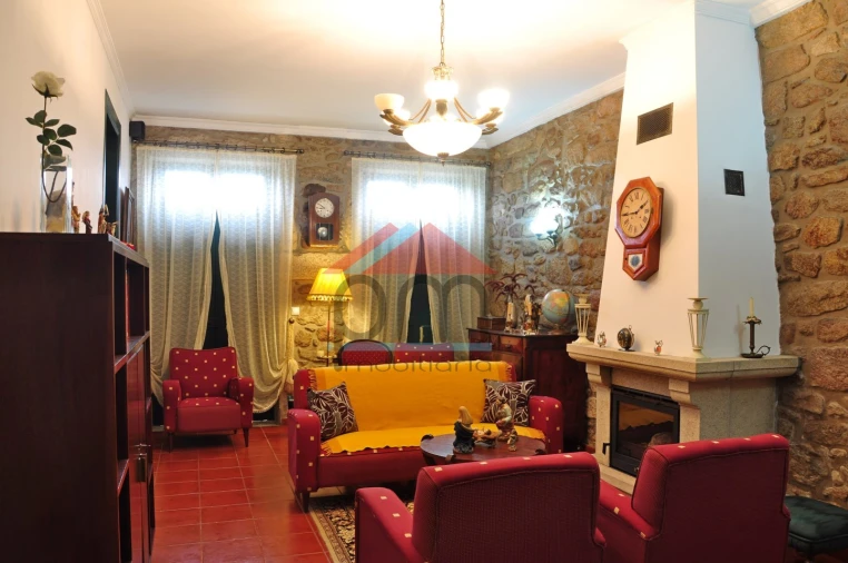 Negócio para Venda em Valença, Cristelo Covo e Arão Foto 1