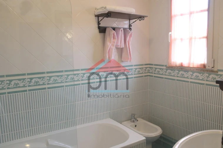 Negócio para Venda em Valença, Cristelo Covo e Arão Foto 11