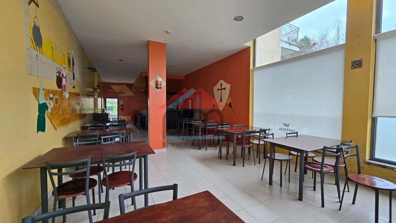 Loja para Venda em Monção e Troviscoso Foto 4