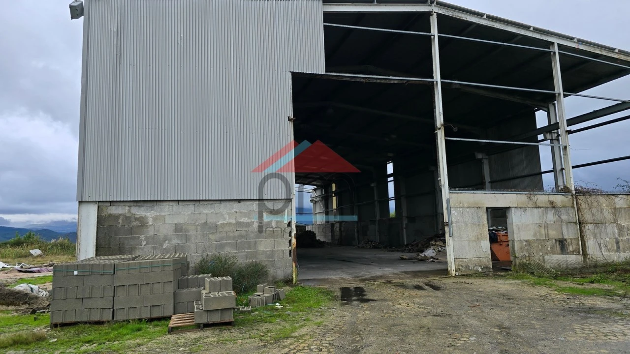 Armazém para Venda em Merufe Foto 3