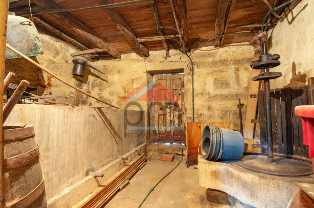 Moradia T4 para Venda em Messegães, Valadares e Sá Foto 14