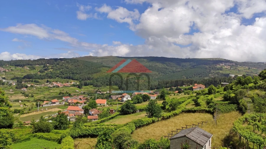 Moradia T3 para Venda em Riba de Mouro Foto 8