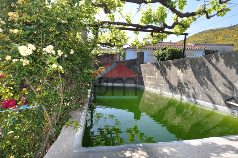 Moradia T4 para Venda em Riba de Mouro Foto 23