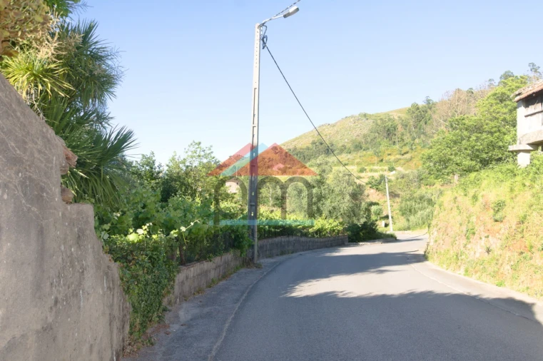 Terreno para Venda em Messegães, Valadares e Sá Foto 4
