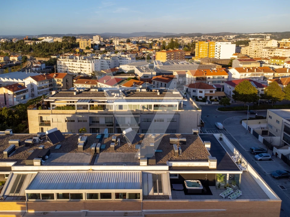 Apartamento T4 para Venda em Pedrouços Foto 8