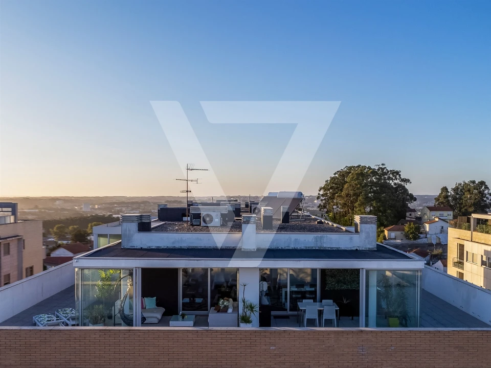 Apartamento T4 para Venda em Pedrouços Foto 3