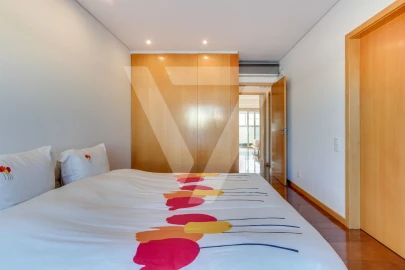 Apartamento T4 para Venda em Pedrouços