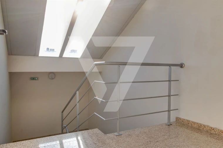 Apartamento T4 para Venda em Pedrouços Foto 45