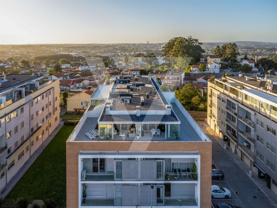 Apartamento T4 para Venda em Pedrouços Foto 6