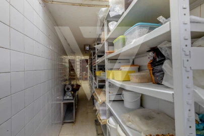 Loja para Venda em Campanhã