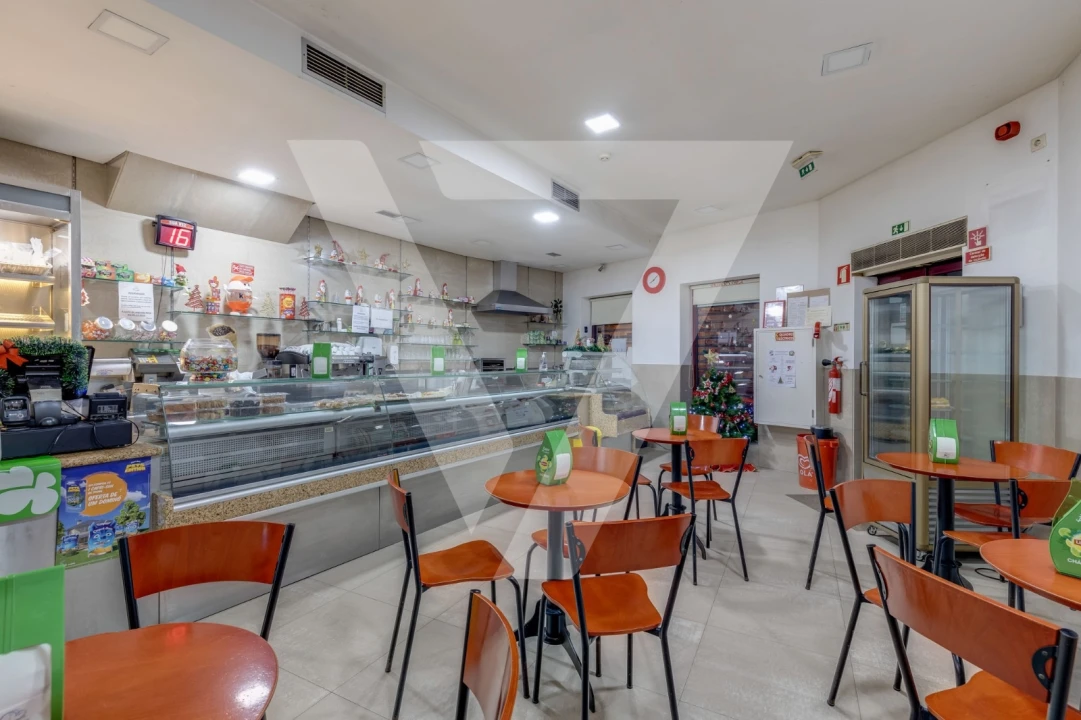 Loja para Venda em Campanhã Foto 1