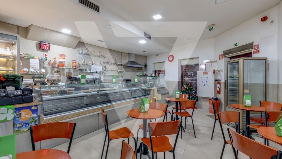 Loja para Venda em Campanhã