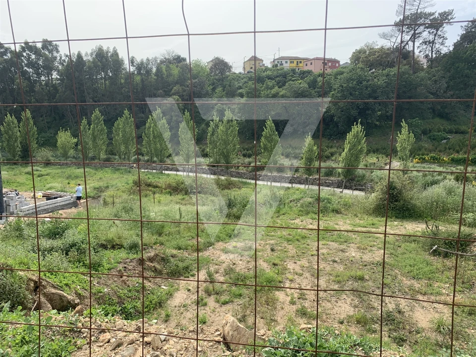 Terreno para Venda em Rio Tinto Foto 2