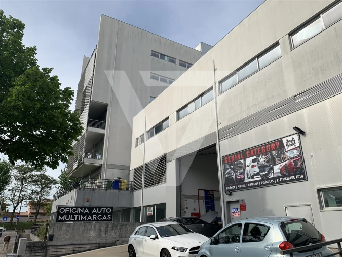 Armazém para Venda em Ermesinde Foto 4