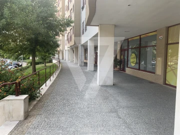 Loja para Venda em Ramalde