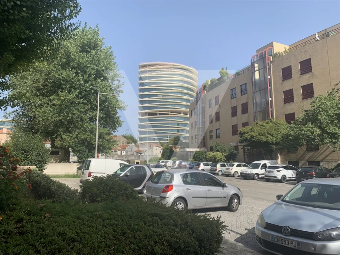 Loja para Venda em Ramalde Foto 2