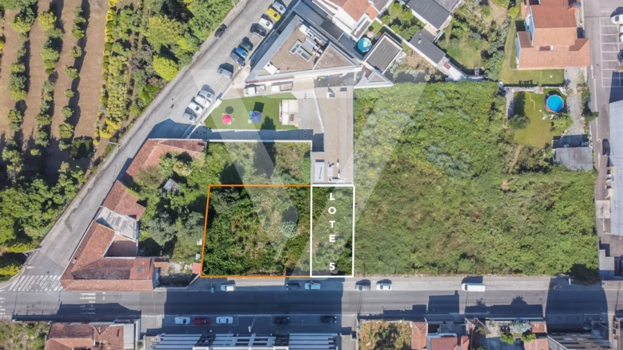 Terreno para Venda em Pedroso e Seixezelo Foto 2