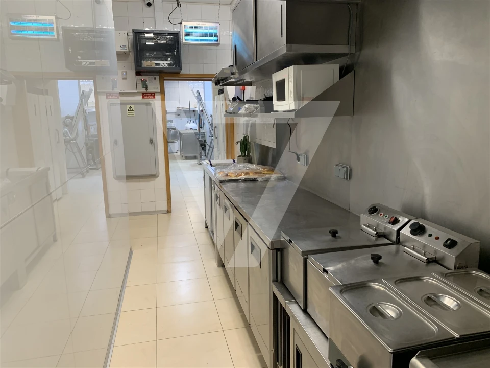 Negócio para Venda em Ermesinde Foto 40