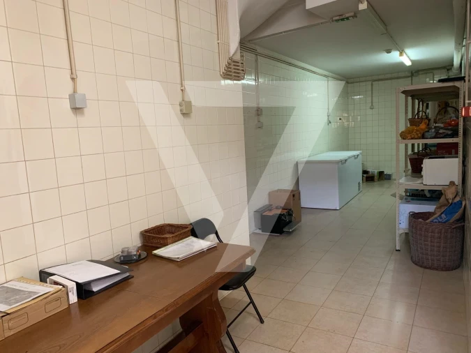 Loja para Venda em Rio Tinto Foto 18