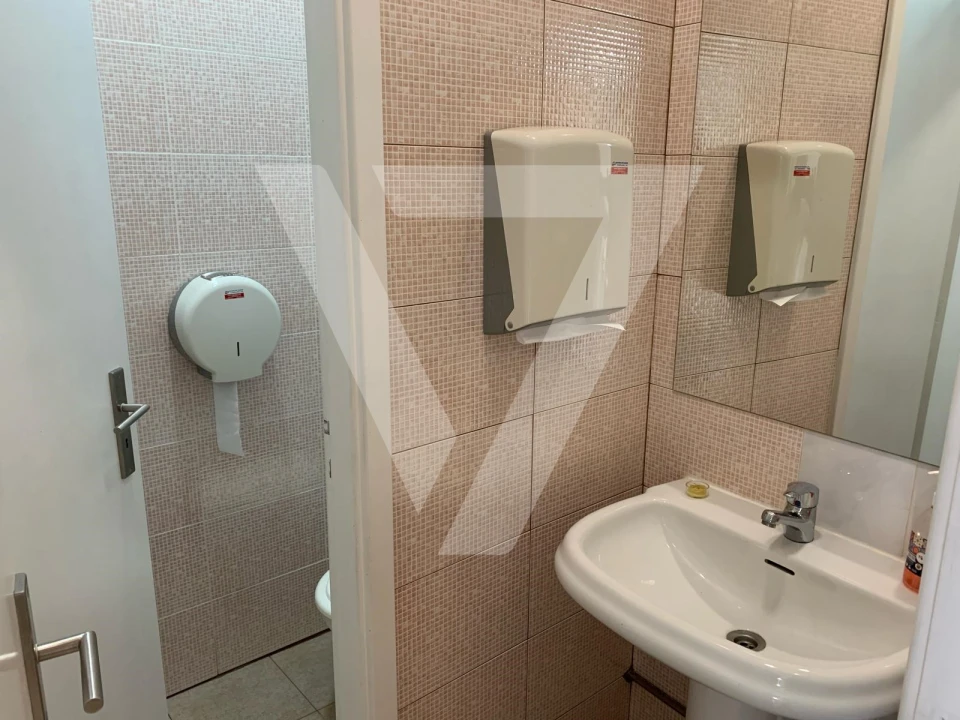 Loja para Venda em Rio Tinto Foto 21