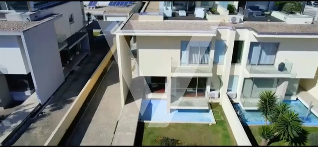 Moradia T4 para Venda em Gulpilhares e Valadares Foto 33