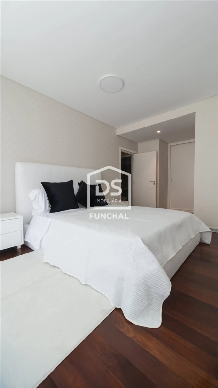 Apartamento T4 para Venda em Funchal (São Pedro) Foto 9