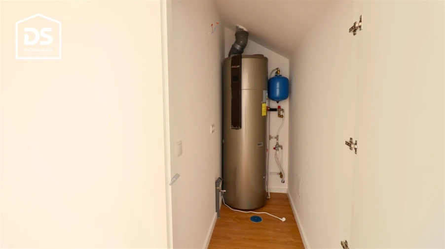 Apartamento T3 para Venda em Currelos, Papízios e Sobral Foto 53