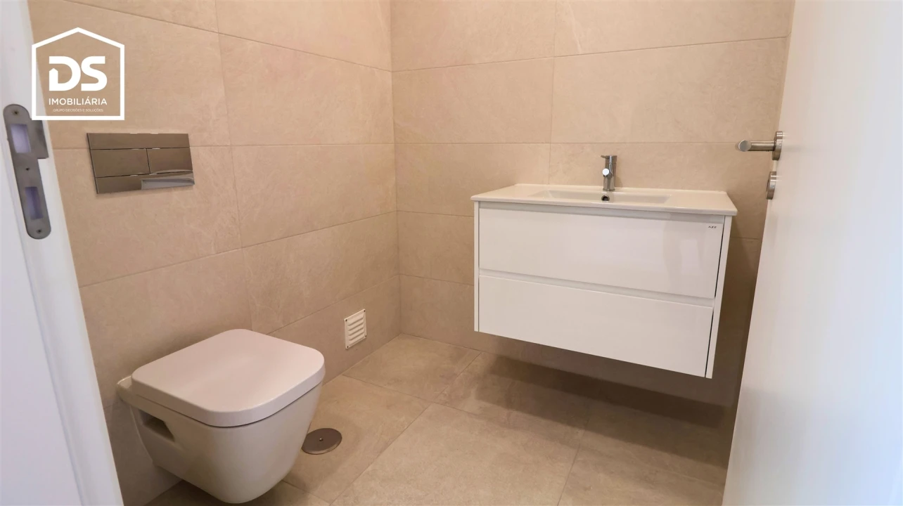 Apartamento T3 para Venda em Currelos, Papízios e Sobral Foto 7