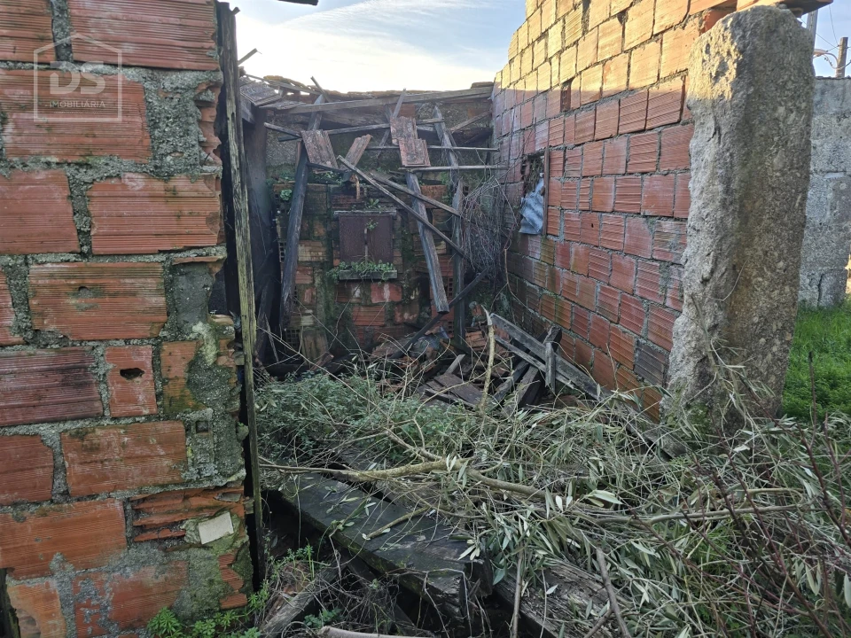 Moradia T0 para Venda em Silgueiros Foto 2