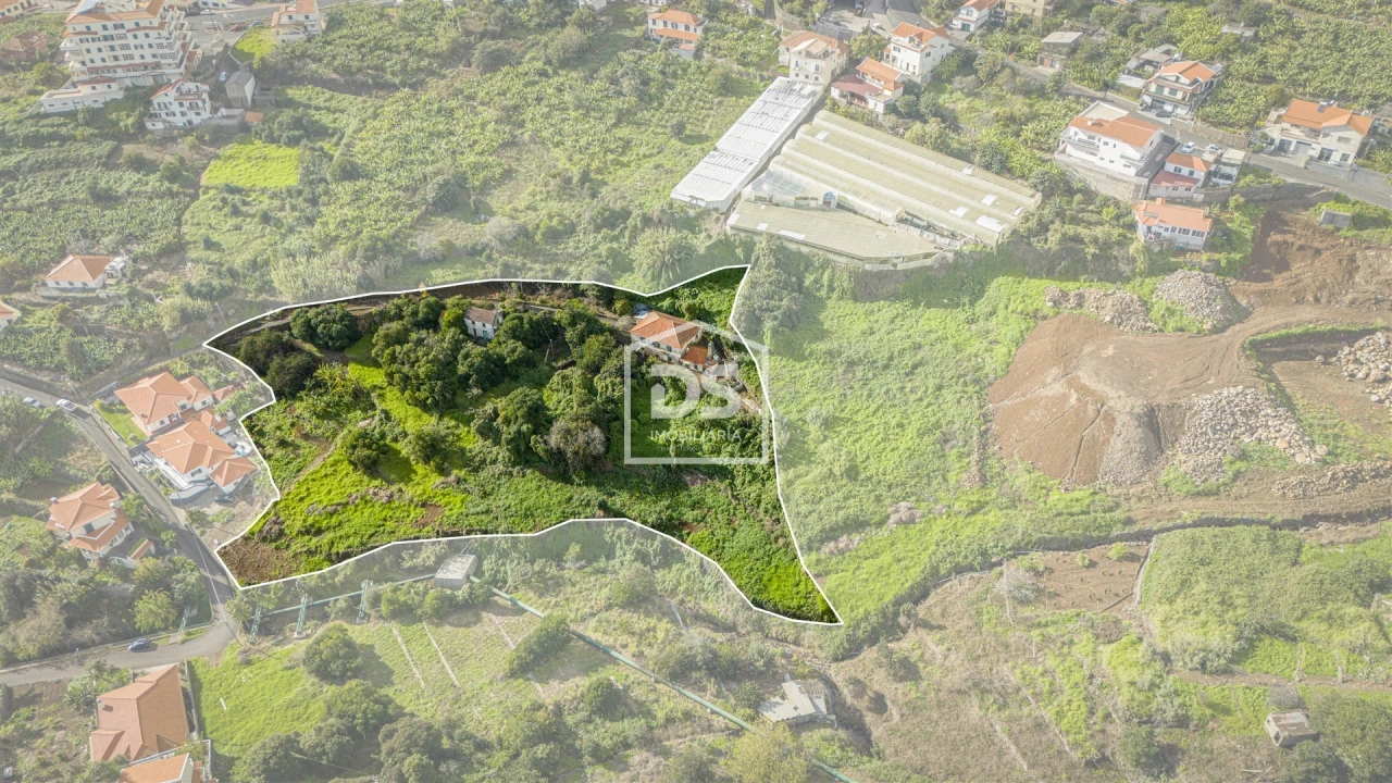 Terreno para Venda em Calheta Foto 9