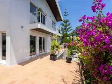 Moradia T6 para Venda em Belém