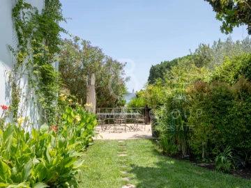 Moradia T6 para Venda em Belém