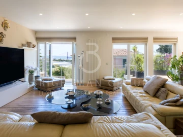 Moradia T6 para Venda em Belém