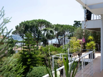 Moradia T6 para Venda em Belém