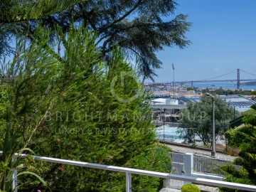 Moradia T6 para Venda em Belém