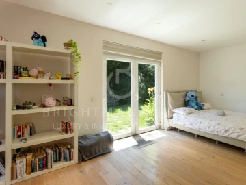 Moradia T6 para Venda em Belém