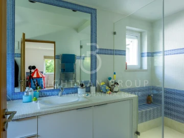 Moradia T6 para Venda em Belém