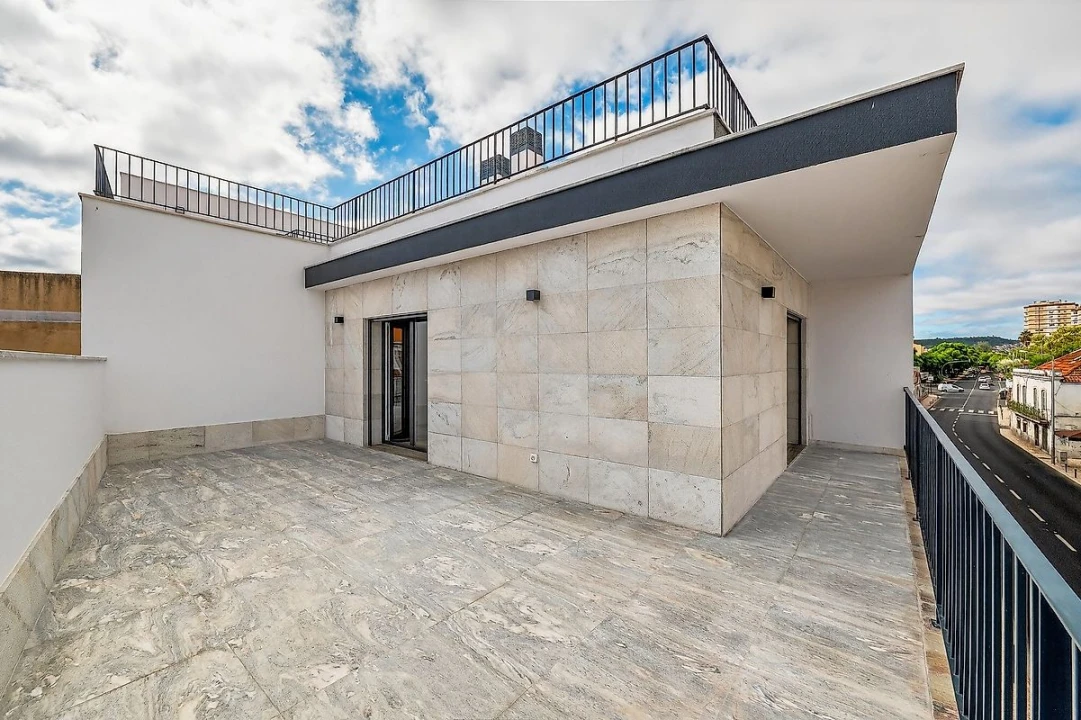 Apartamento T3 para Venda em Póvoa de Santo Adrião e Olival Basto Foto 42