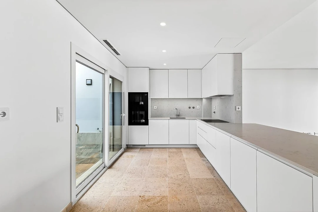 Apartamento T3 para Venda em Póvoa de Santo Adrião e Olival Basto Foto 4