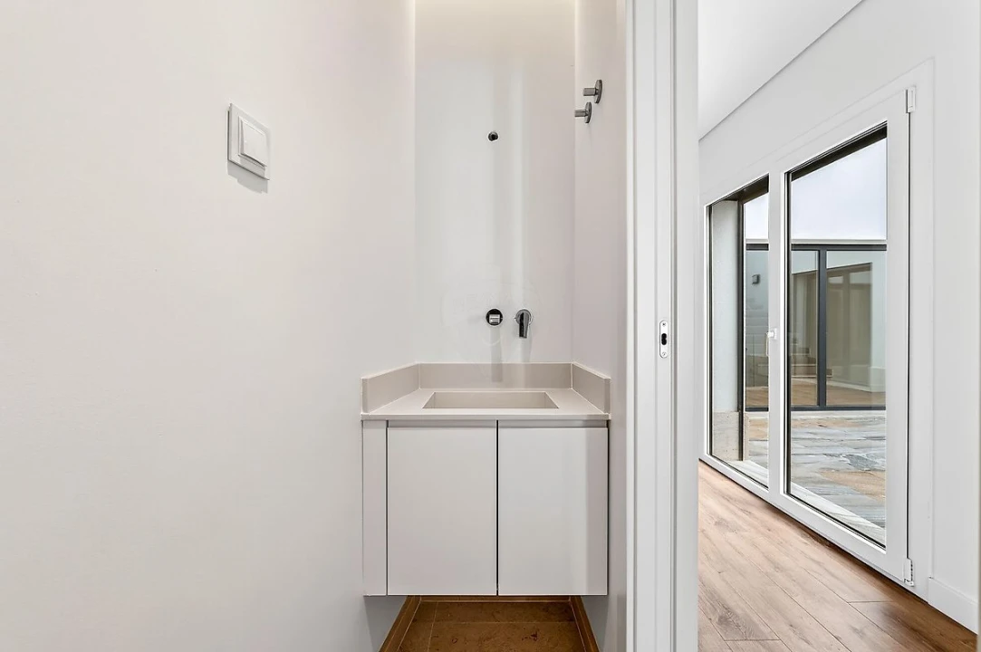 Apartamento T3 para Venda em Póvoa de Santo Adrião e Olival Basto Foto 1