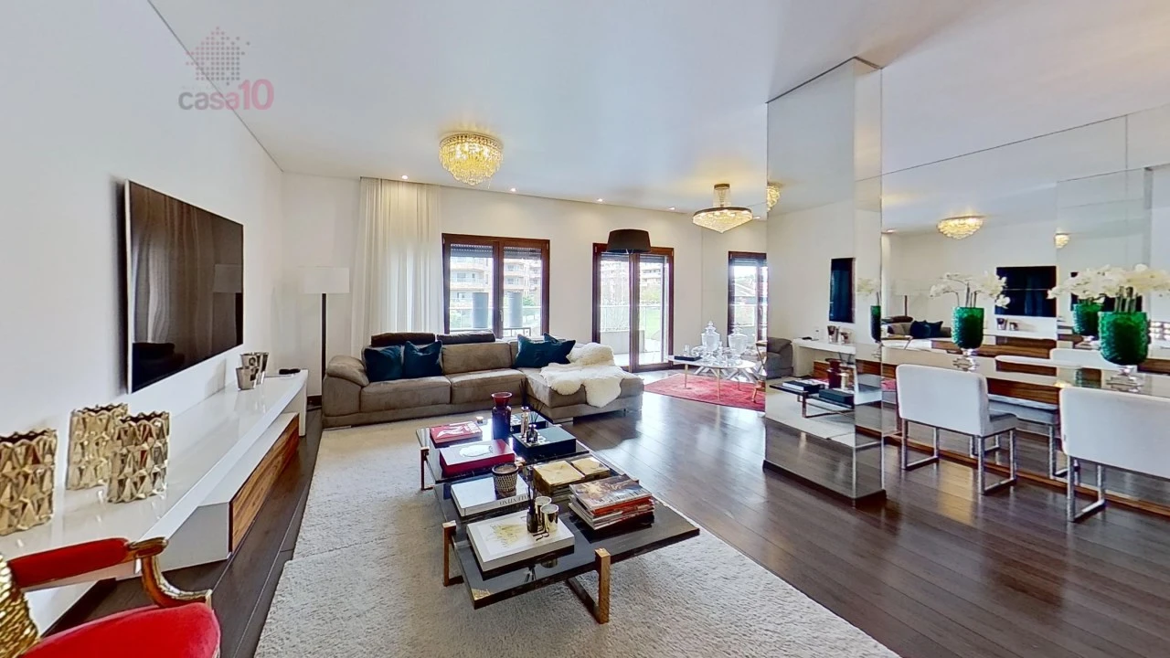 Apartamento T5 para Venda em Moscavide e Portela Foto 3