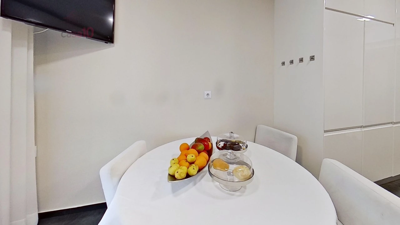 Apartamento T5 para Venda em Moscavide e Portela Foto 9