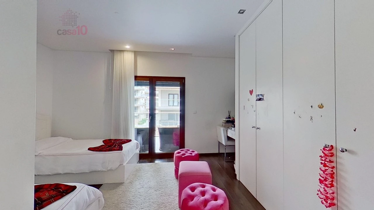 Apartamento T5 para Venda em Moscavide e Portela Foto 18