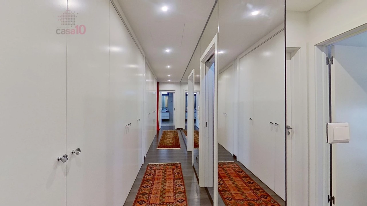 Apartamento T5 para Venda em Moscavide e Portela Foto 21